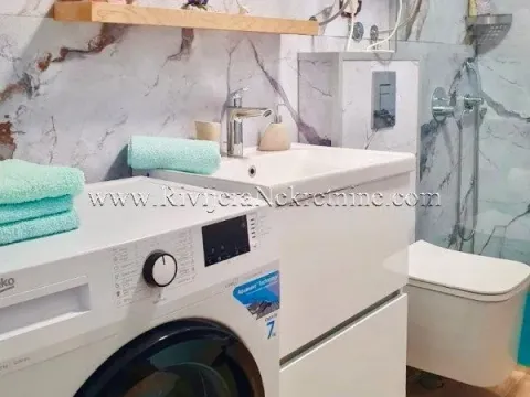 Prodaja, jednosoban stan, 47m², Obala Đuraševića, Tivat - image 10