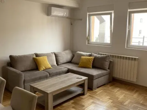 Izdavanje, dvosoban stan, 96m², Crveni Krst, Beograd - image 2