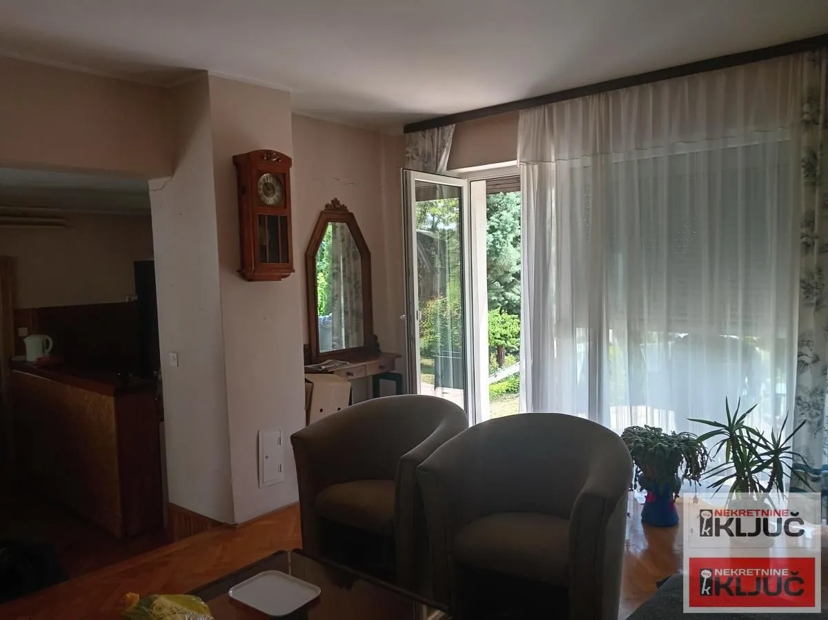Prodaja, kuća, 101m², Sremska Kamenica, Petrovaradin