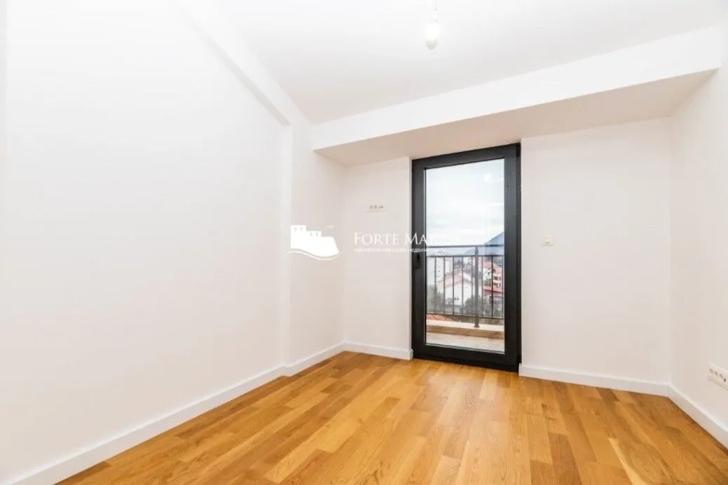 Prodaja, trosoban stan, 88m², Bijela, Herceg Novi
