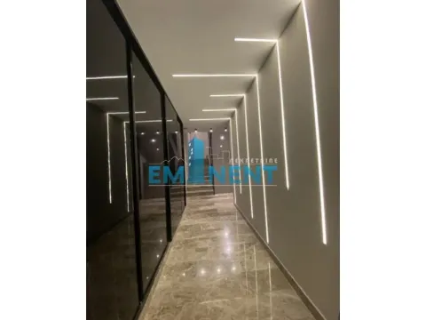 Rent, two bedroom apartment, 43m², Južni Bulevar, Vračar Sve Podlokacije - image 15