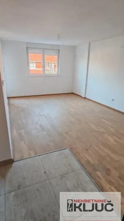 Prodaja, dvosoban stan, 50m², Adice, Novi Sad Sve Podlokacije