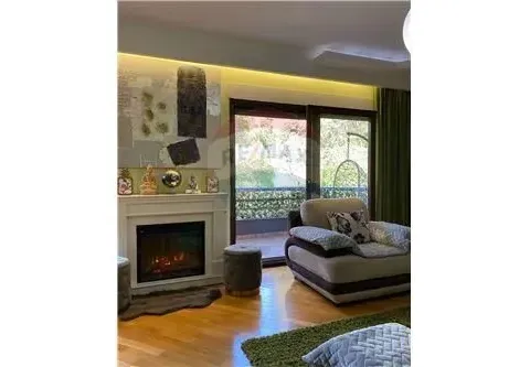 Prodaja, trosoban stan, 136m², Centar, Podgorica - image 14