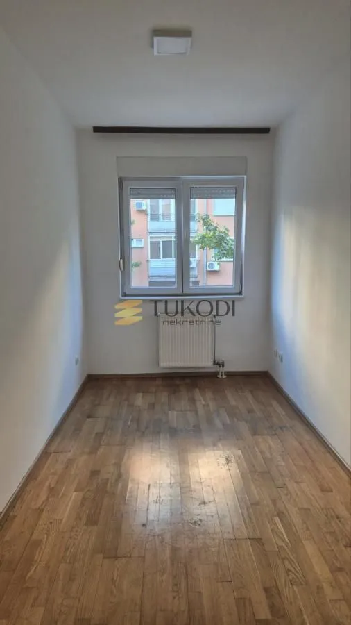 Izdavanje, dvosoban stan, 38m², Nova Detelinara, Novi Sad Sve Podlokacije