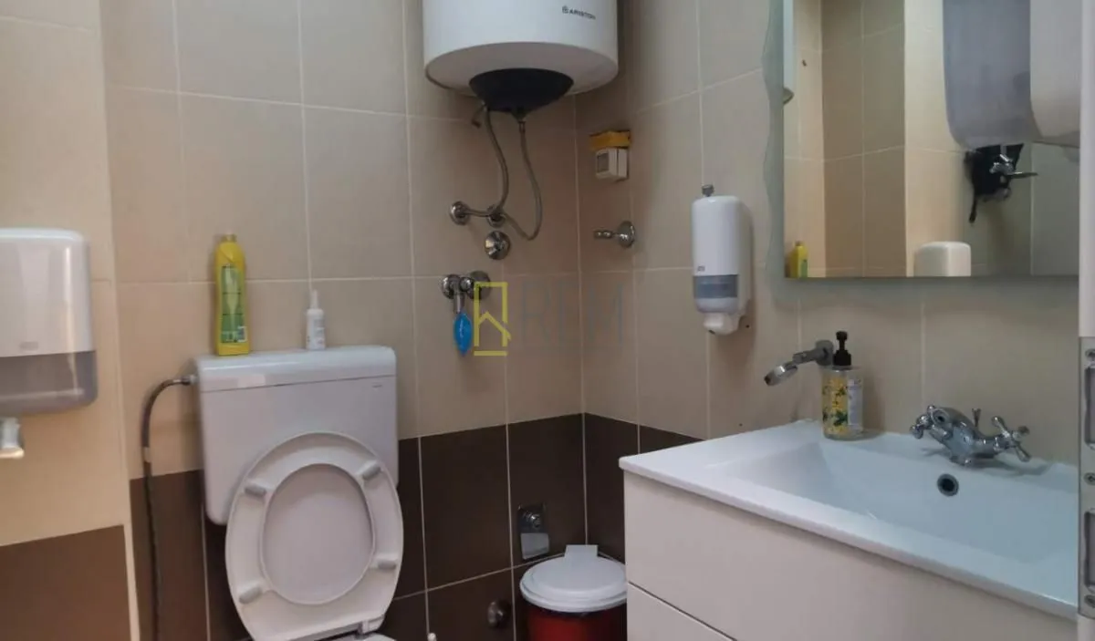 Prodaja, jednosoban stan, 36m², Blok 6, Podgorica