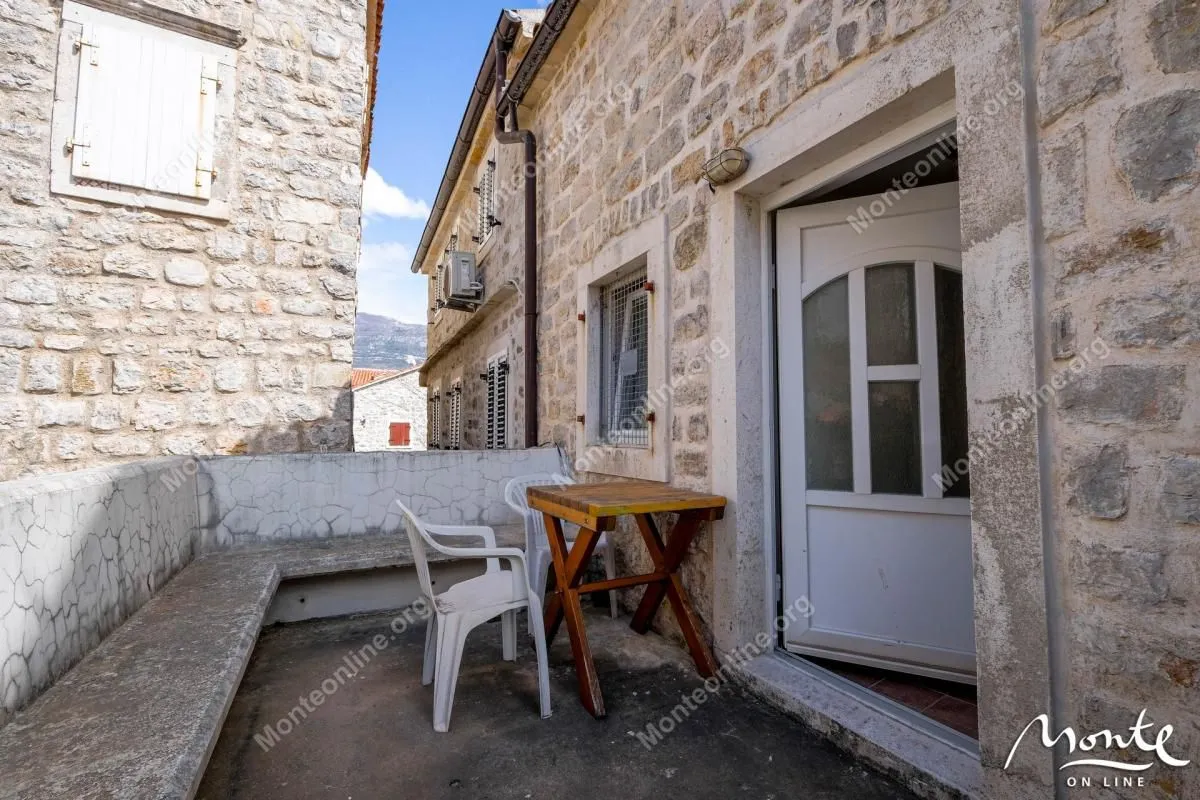 Sale, house, 91m², Stari Grad, Budva