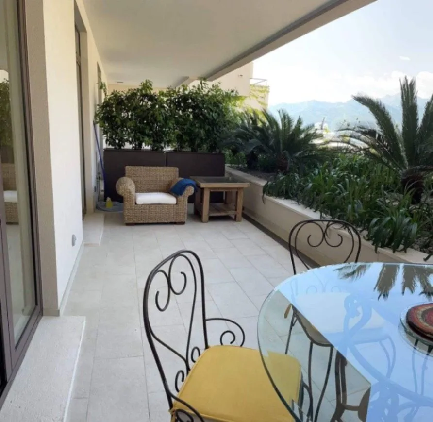 Sale, one bedroom apartment, 80m², Porto Montenegro, Tivat