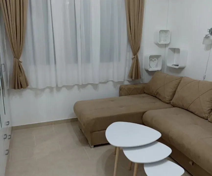 Prodaja, garsonjera, 24m², Drpe Mandića, Podgorica