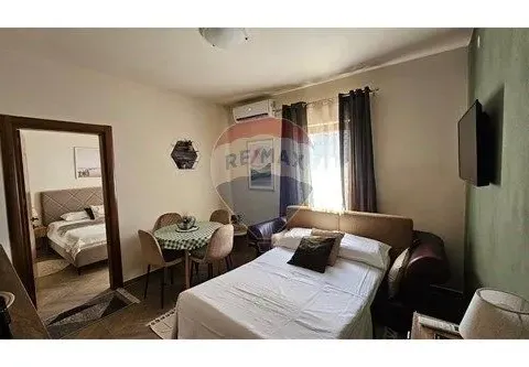 Izdavanje, jednosoban stan, 36m², Šušanj, Bar