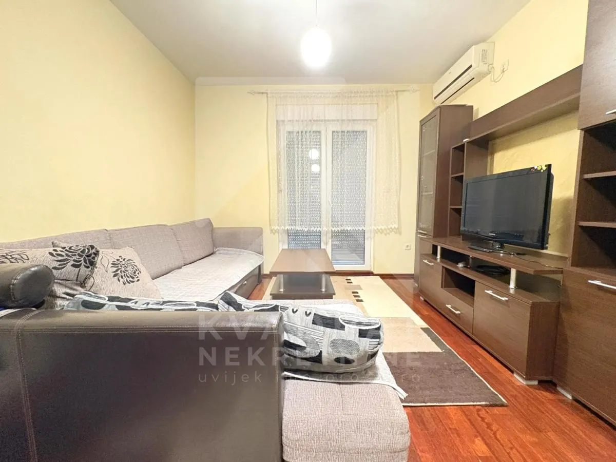 Rent, one bedroom apartment, 40m², Stari Aerodrom, Podgorica