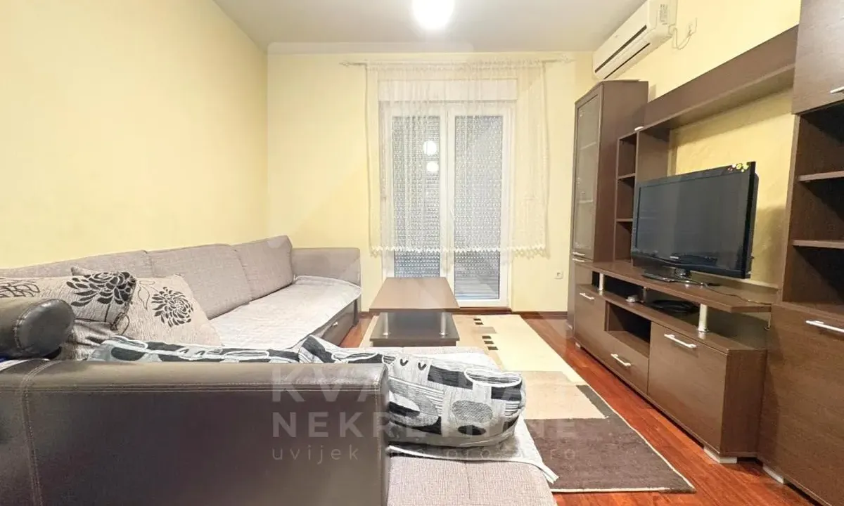 Rent, one bedroom apartment, 40m², Stari Aerodrom, Podgorica