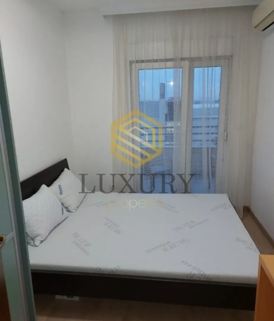 Rent, two bedroom apartment, 70m², City Kvart, Podgorica
