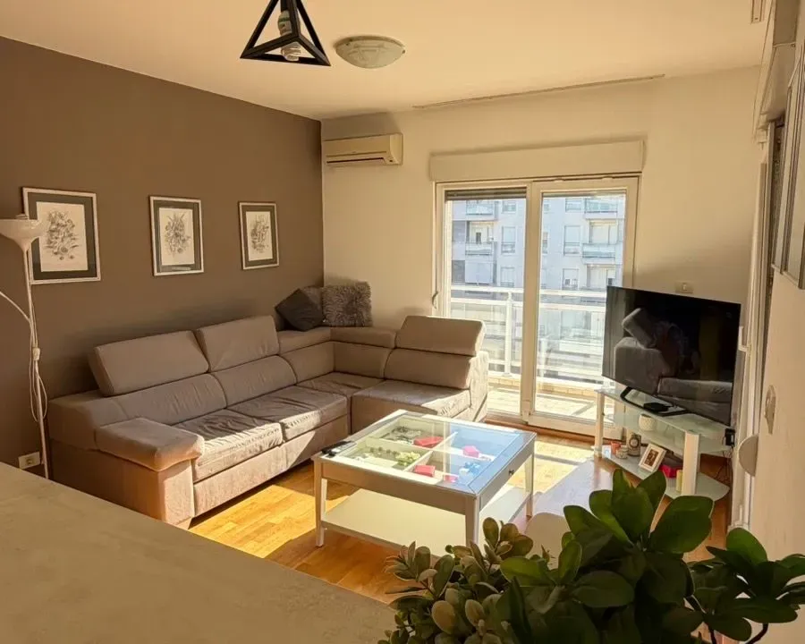 Rent, two bedroom apartment, 63m², City Kvart, Podgorica