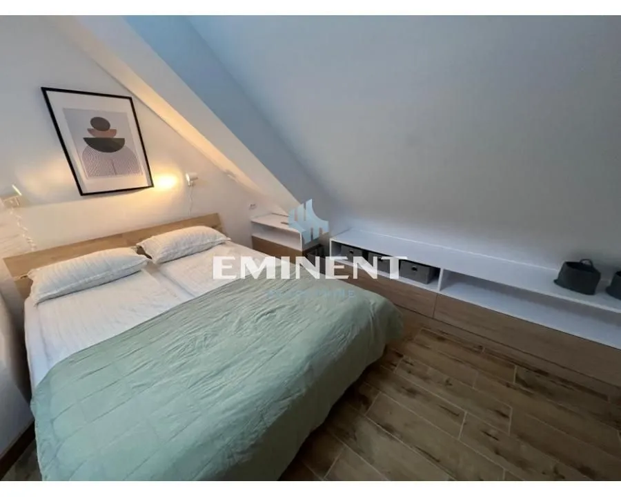 Prodaja, trosoban stan, 59m², Centar, Zlatibor