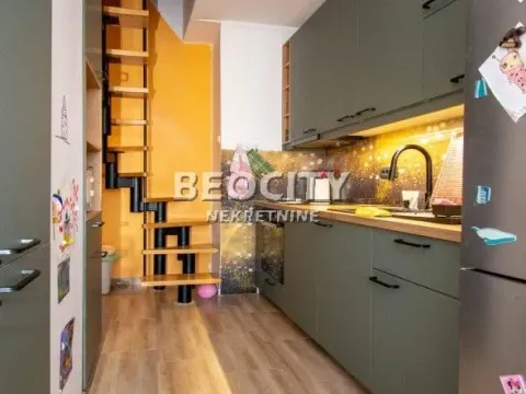 Prodaja, trosoban stan, 72m², Karaburma, Palilula Sve Podlokacije - image 4