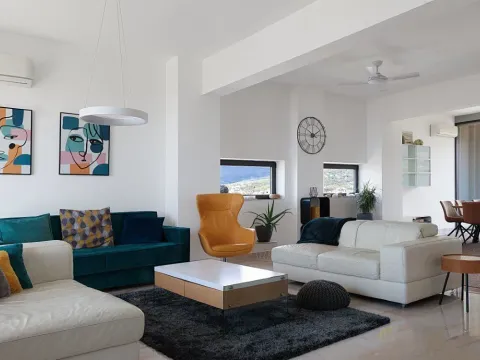 Sale, two bedroom apartment, 296m², Bar, Crna Gora