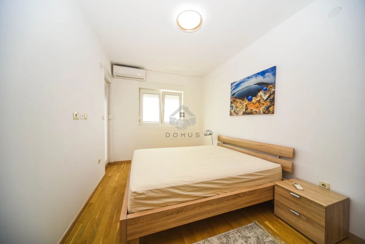 Rent, two bedroom apartment, 70m², City Kvart, Podgorica
