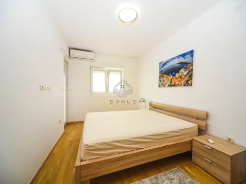 Rent, two bedroom apartment, 70m², City Kvart, Podgorica - image 19