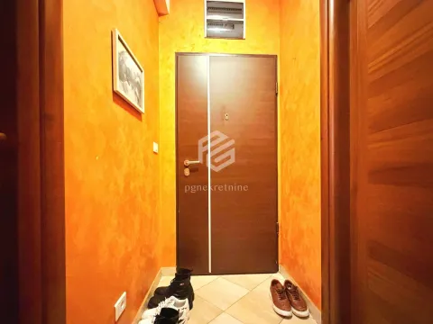 Rent, two bedroom apartment, 58m², Stari Aerodrom, Podgorica - image 11