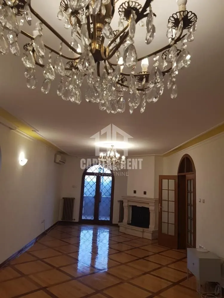 Rent, office space, 500m², Savski Venac, Beograd
