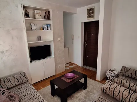 Rent, one bedroom apartment, 40m², Masline, Podgorica