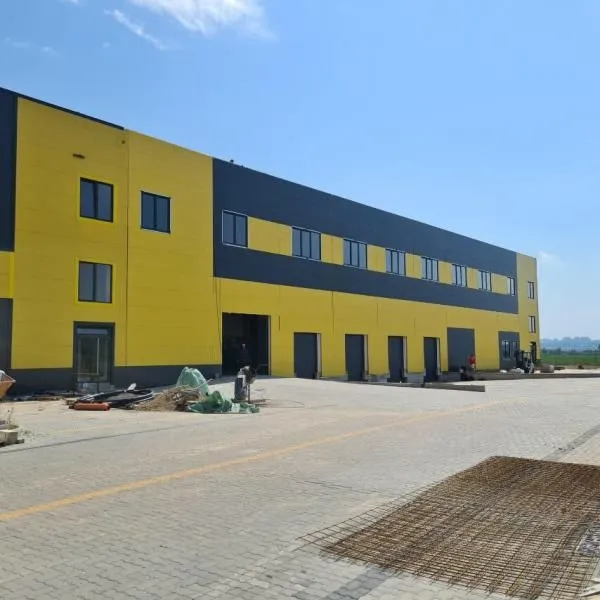 Izdavanje, poslovni prostor, 6700m², Čukarica, Beograd