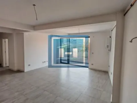Prodaja, trosoban stan, 78m2, Centar, Paraćin Prodaja, trosoban stan, 78m2, Centar, Paraćin