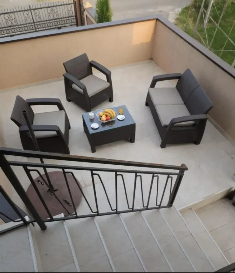 Rent, house, 250m², Tološi, Podgorica