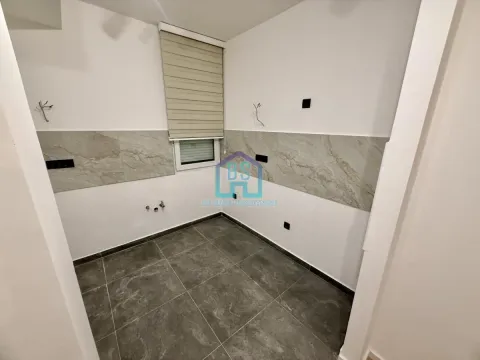 Prodaja, dvosoban stan, 58m², Centar, Novi Sad - image 9