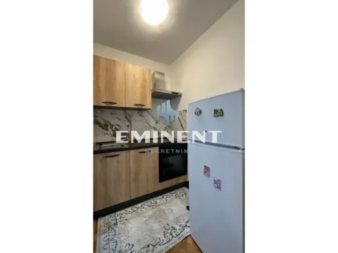 Rent, one bedroom apartment, 29m², Kanarevo Brdo, Beograd - image 5