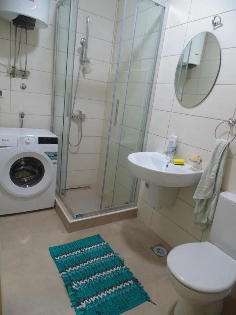 Izdavanje, dvosoban stan, 68m², Preko Morače, Podgorica