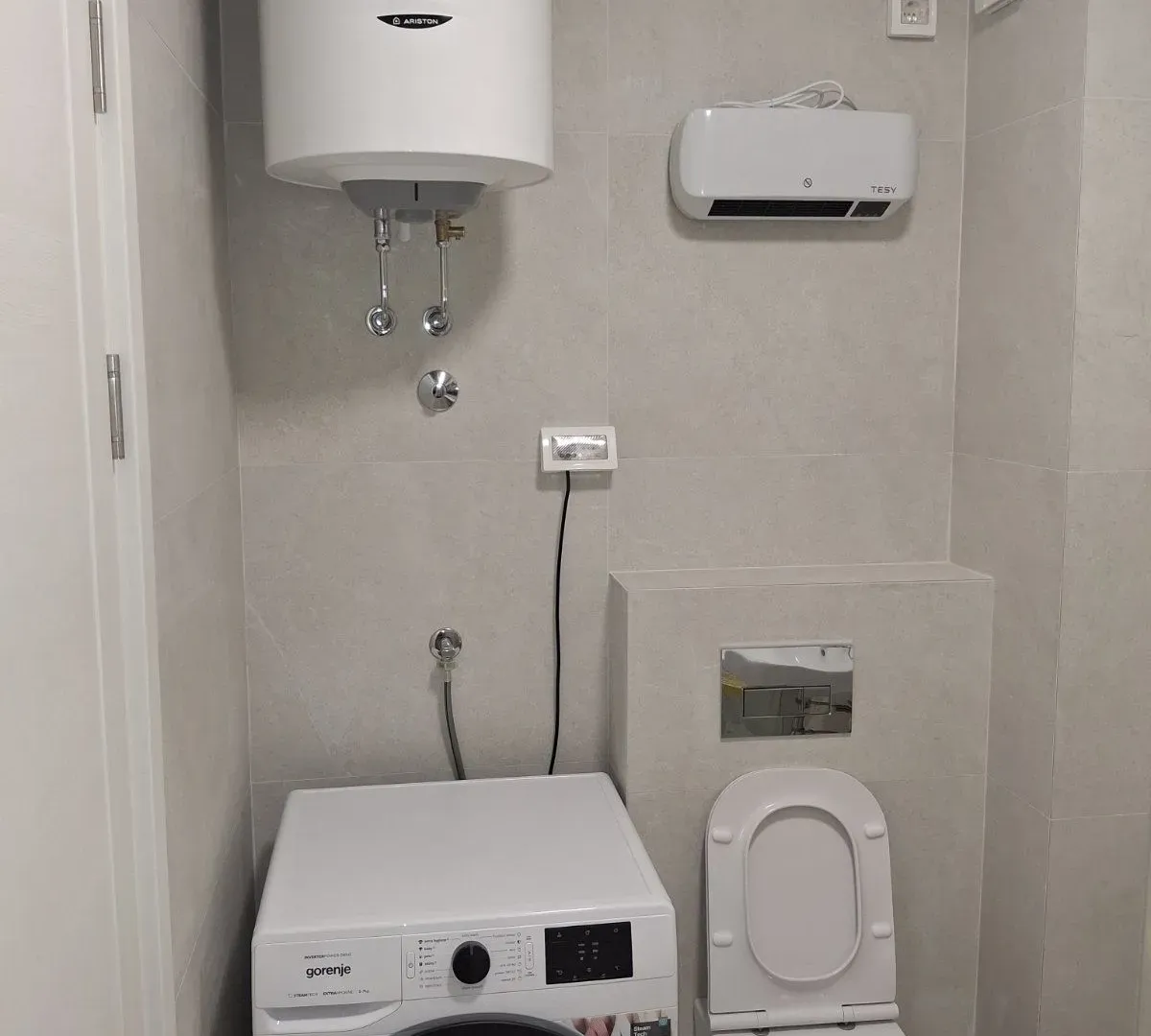 Izdavanje, jednosoban stan, 45m², Pobrežje, Podgorica