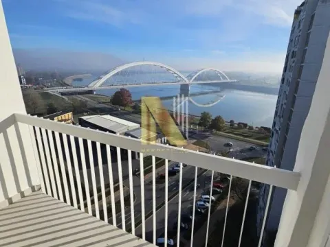 Izdavanje, trosoban stan, 70m², Kej, Novi Sad Sve Podlokacije - image 10