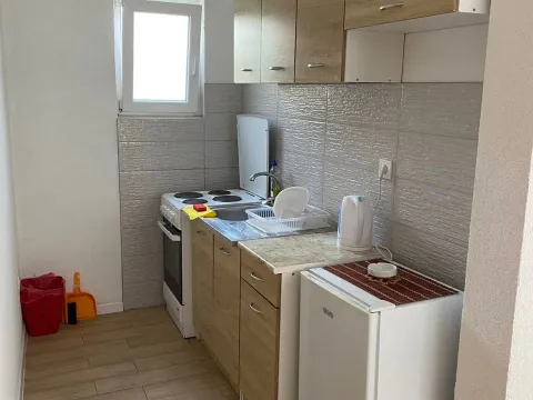 Rent, two bedroom apartment, 60m², Šušanj, Bar - image 2