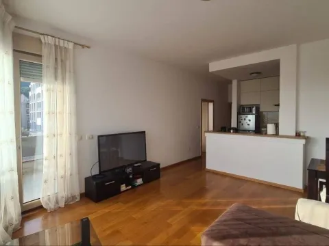 Sale, two bedroom apartment, 67m², Bečići, Budva - image 4