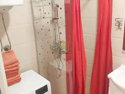 Izdavanje, dvosoban stan, 57m², Stari Aerodrom, Podgorica - image 8