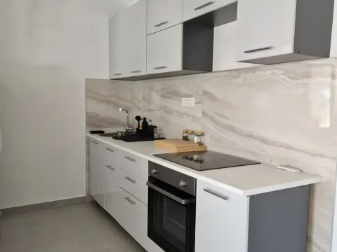 Sale, three bedroom apartment, 122m², Šušanj, Bar - image 2