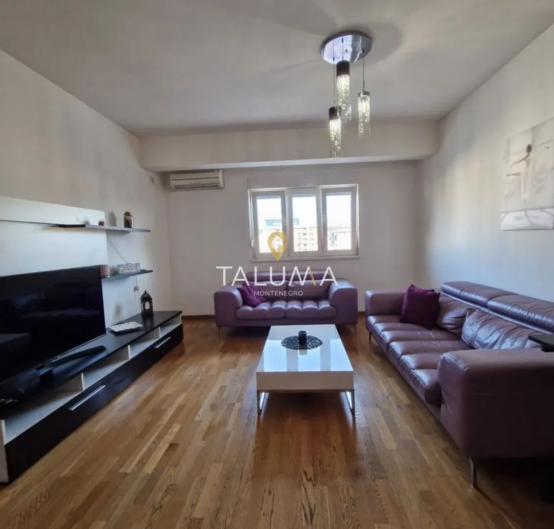 Rent, one bedroom apartment, 54m², City Kvart, Podgorica