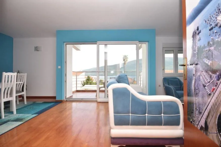 Sale, house, 285m², Đenovići, Herceg Novi