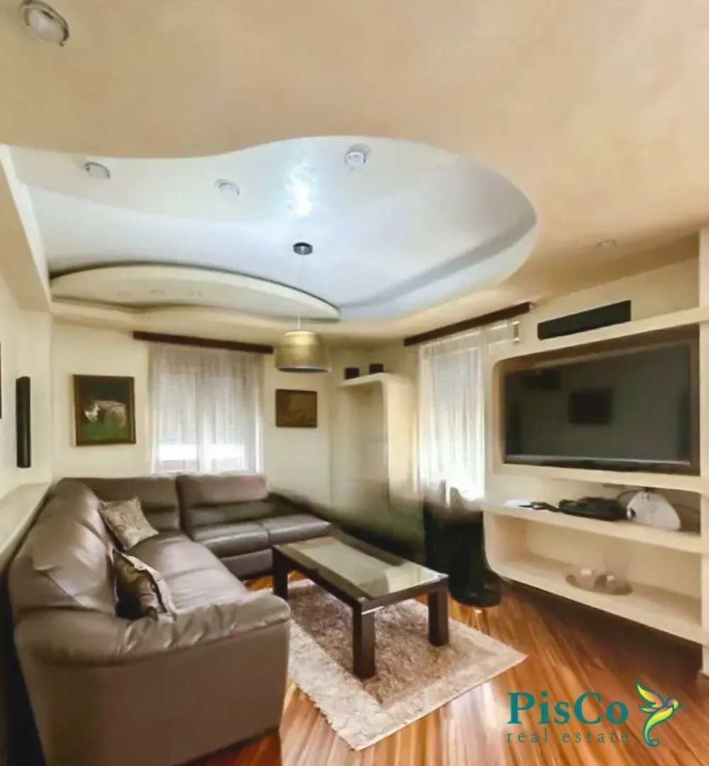 Izdavanje, dvosoban stan, 78m², Gorica C, Podgorica