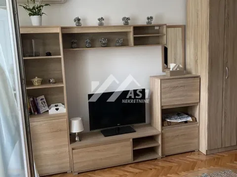 Izdavanje, stan, 28m², Rotkvarija, Novi Sad Sve Podlokacije - image 4