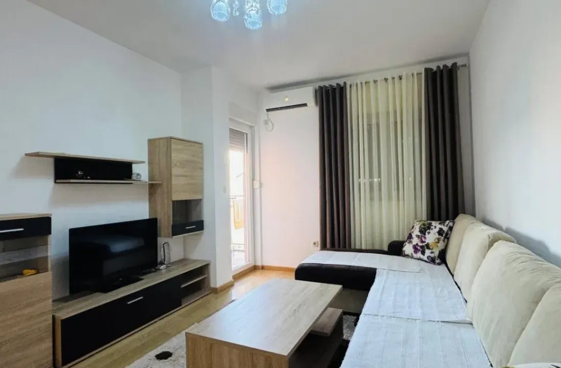 Rent, two bedroom apartment, 68m², City Kvart, Podgorica