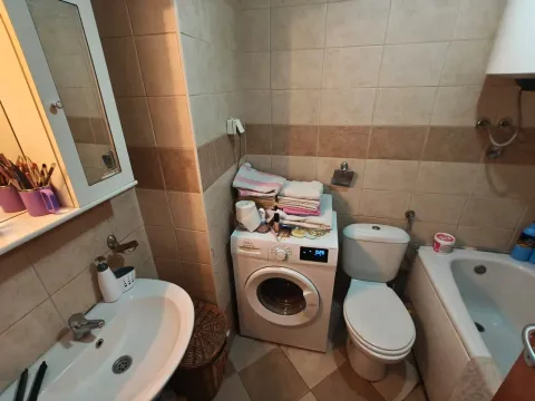 Prodaja, jednosoban stan, 44m², Vezirov Most, Podgorica - image 3