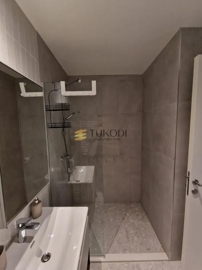 Sale, one bedroom apartment, 35m², Savski Venac, Beograd