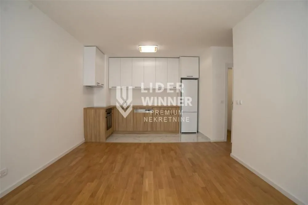 Sale, three bedroom apartment, 67m², Višnjička Banja, Palilula Sve Podlokacije