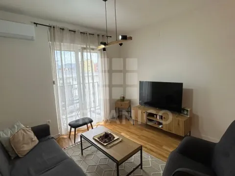 Izdavanje, stan, 40m², Pobrežje, Podgorica - image 2