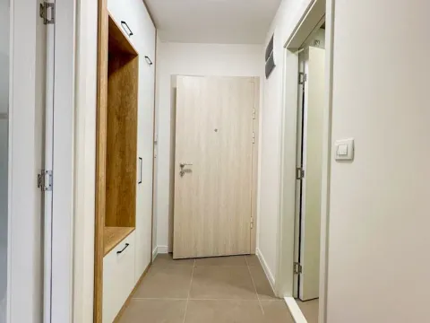 Rent, one bedroom apartment, 42m², Pobrežje, Podgorica - image 6