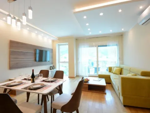 Prodaja, dvosoban stan, 64m², Bečići, Budva - image 4