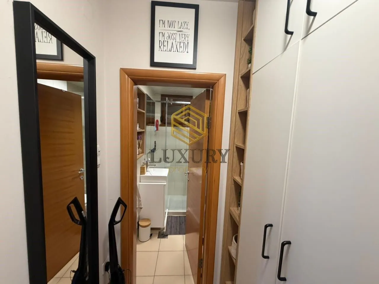 Izdavanje, garsonjera, 30m², Blok 9, Podgorica