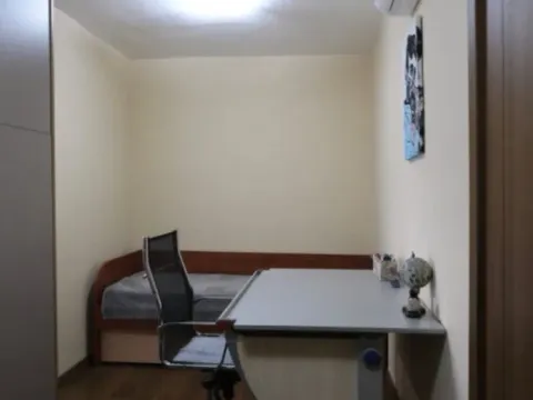 Izdavanje, dvosoban stan, 76m², Blok 5, Podgorica - image 4